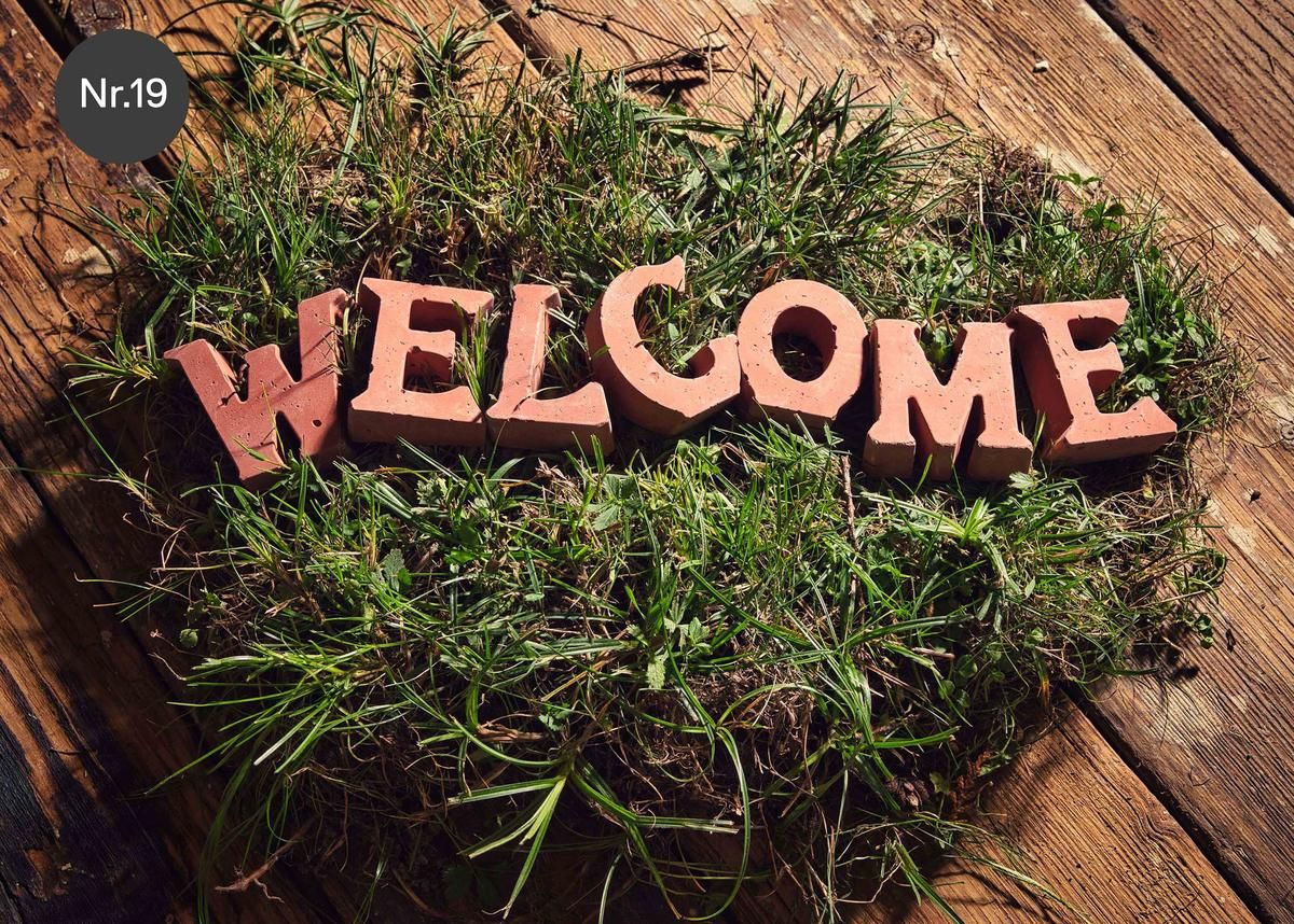 BiT-Postkarte-Cartulina-Welcome-Gras-Holz